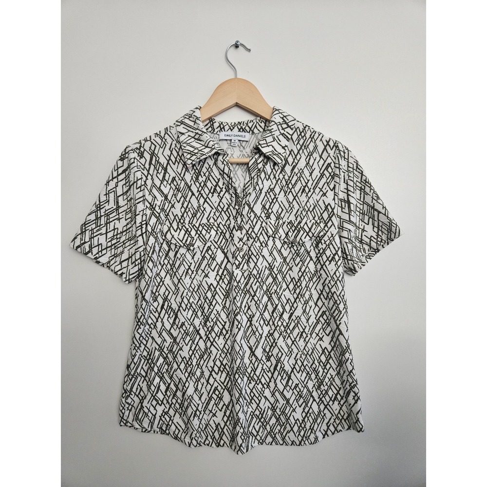 Emily Daniels Women Green White Geometric Abstract Print Short Sleeve Top Medium